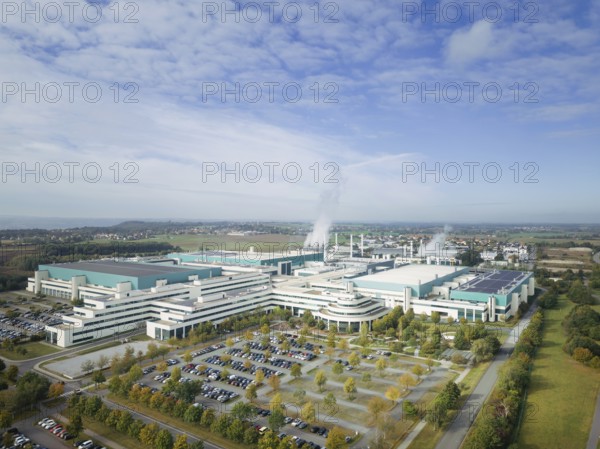 Globalfoundries was formed from the AMD production facilities in Dresden: Fab 38 (formerly Fab 30)
