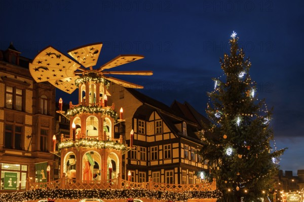 Christmas Market Quedlinburg Harz Evening Atmosphere