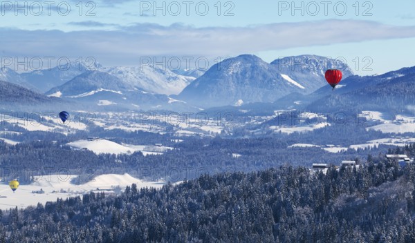 Balloon flight in the Tyrolean Lower Inn Valley, Kössen, Tyrol, Austria, Europe