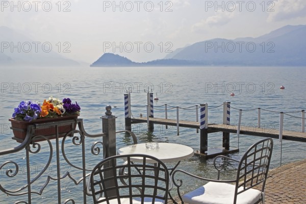 Cafe on the lake shore, Lake Como, Menaggio, Province of Como, Lombardy, Lago di Como, Italy,