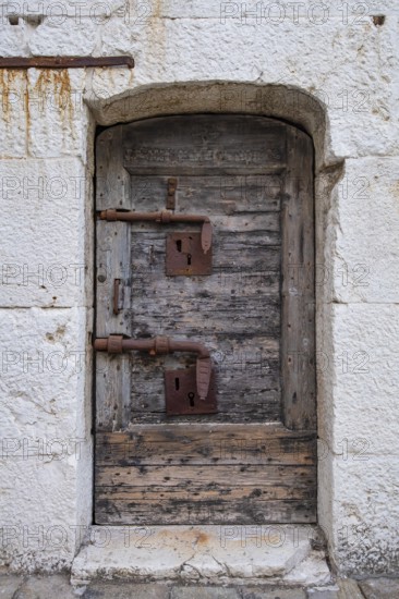 Historic 16th century door with many locks, prison, Doge's Palace, Venice, Veneto, Italy, Europe