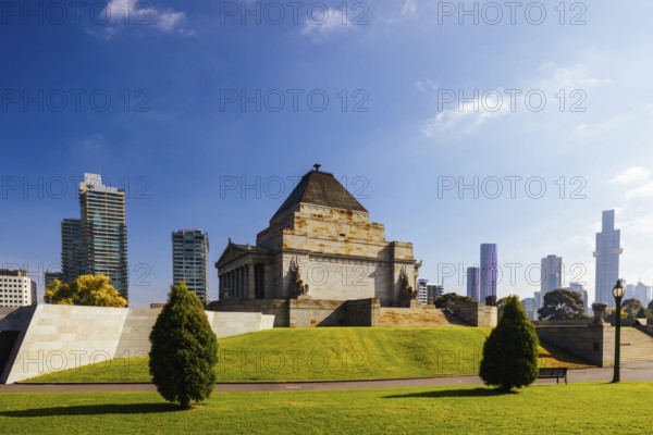 The Shrine of Remembrance and surrounding parklands and gardens during autumn at the Royal Botanic