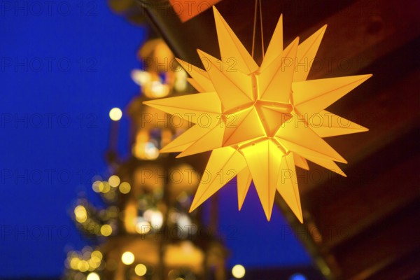 580th Striezelmarkt in Dresden Herrnhut stars are a must. The Striezelmarkt, which has been held