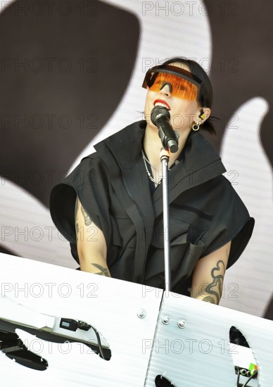 The singer Mine (buergerlich Jasmin Stocker) will be on stage at the Lollapalooza Festival 2024 in
