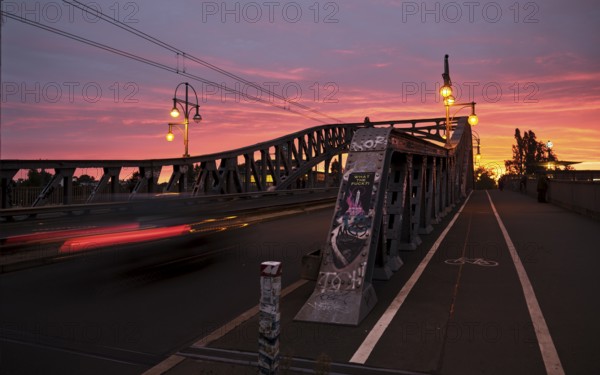 Germany, Berlin, 15.09.2024, Bösebrücke, S-Bahn station Bornholmer Straße, sunset, Europe