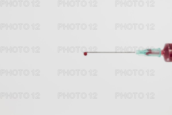 Needle with drop blood