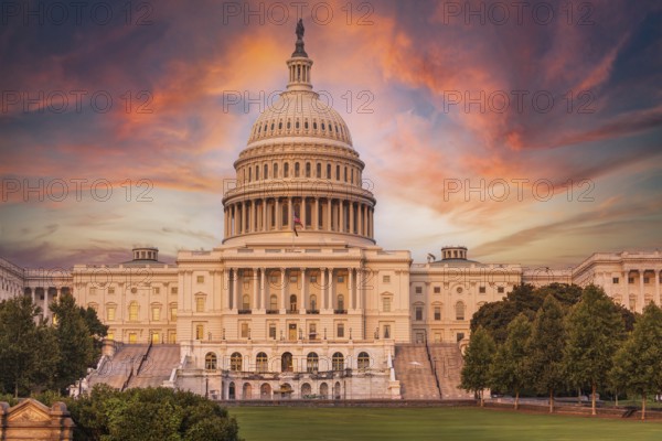Violet sunset sky over the US Capitol building dome