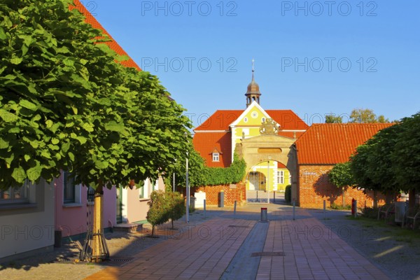 Barth Kloster, Stadt am Bodden in Deutschland, Barth Kloster, eine alte Stadt am Bodden in
