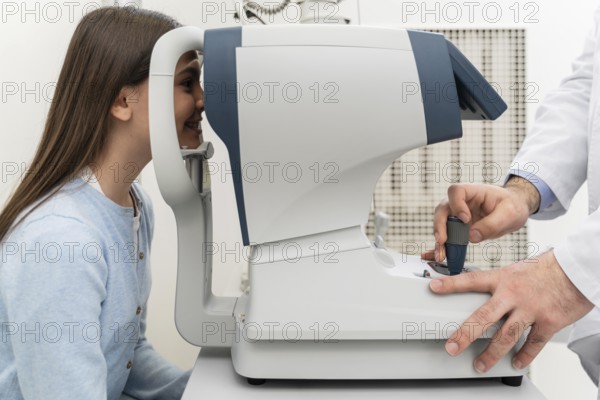 Young girl eyes consult