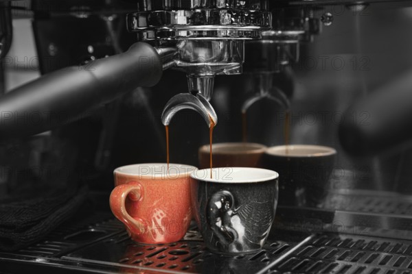 Coffee making with machine cups
