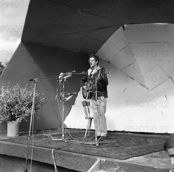 Here the 3rd Festival for Chanson and Folklore on 26. 5. 1966 at Waldeck Castle. Burg Waldeck: The