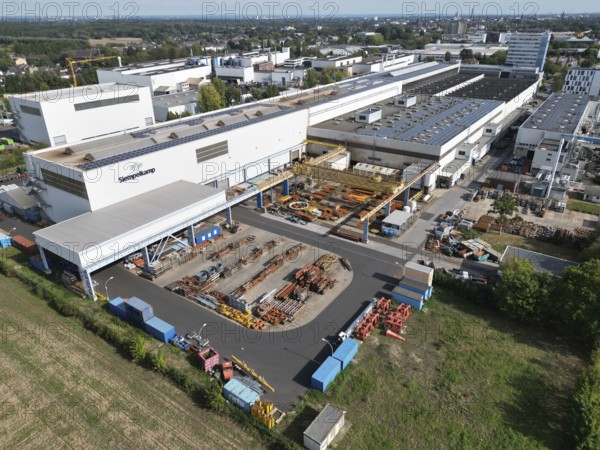 The Siempelkamp Foundry in Krefeld specializes in the production of hand-formed large castings of