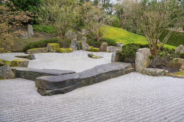 Zen garden, traditionally raked pebbles, Japanese garden, Gardens of the World, Berlin, Germany,