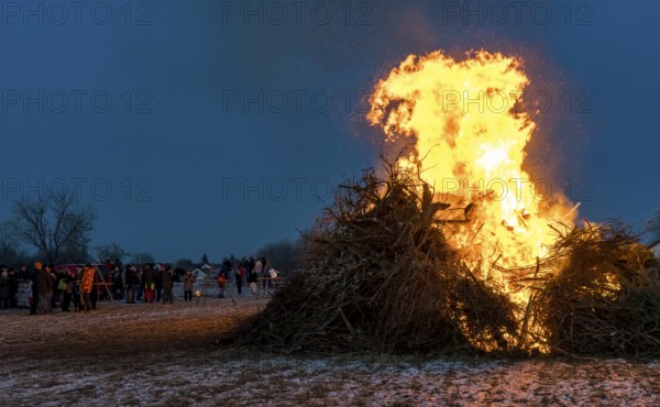 Farmers' warning fire in Ulm Lehr