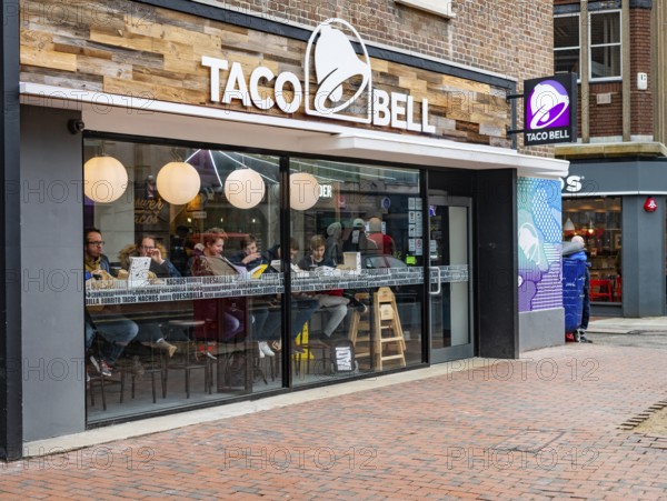 Taco Bell, Eastbourne, England, United Kingdom, Europe