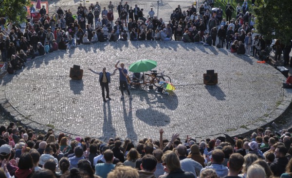 Germany, Berlin, 29.09.2024, Sunday evening in Mauerpark, karaoke in the amphitheatre, Europe