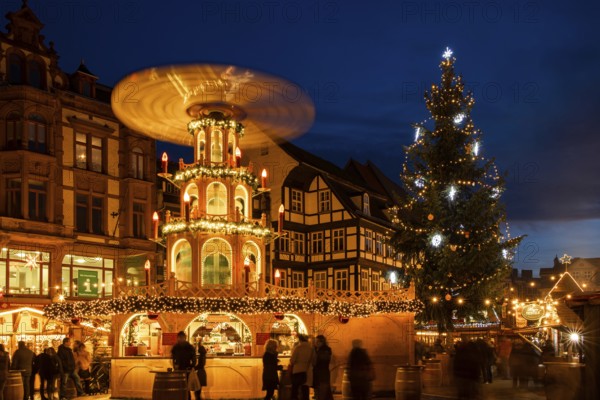 Christmas Market Quedlinburg Harz Evening Atmosphere