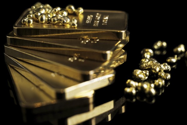 Gold bars 999 precious metal money investing economy