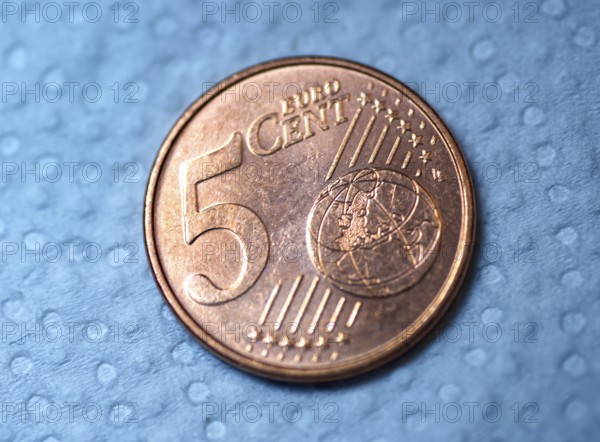 5 euro cent coin, copper, pay side
