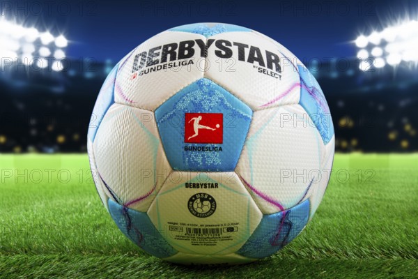Symbolic image Football Bundesliga 2024/25: Close-up of the DERBYSTAR match ball in a stadium