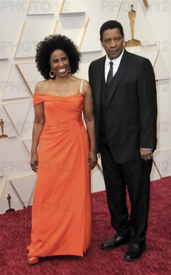 Pauletta Washington and Denzel Washington at the 94th Annual Academy Awards held at the Dolby