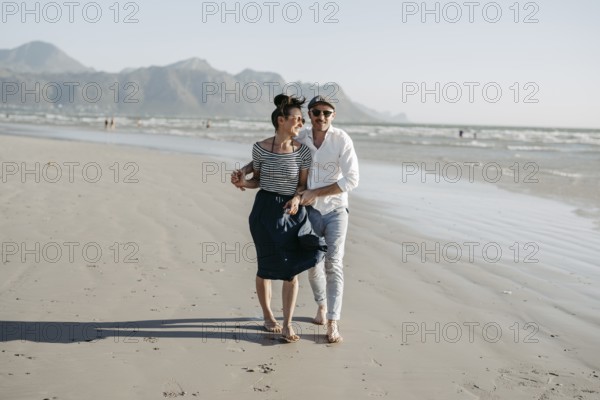 Lovers at the Sandstrad, Cape Town, South Africa, Africa