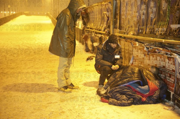 Germany, Berlin, 07.01.2016, Berlin City Mission's cold bus in action for the homeless. According