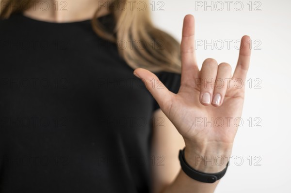 Portrait interpreter teaching sign language