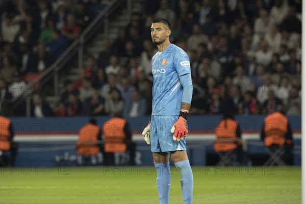 Football match, goalkeeper Paulo GAZZANIGA Girona FC, Parc des Princes football stadium, Paris