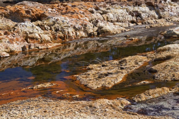 Acidic rio Tinto, Niebla (Huelva), Andalucia