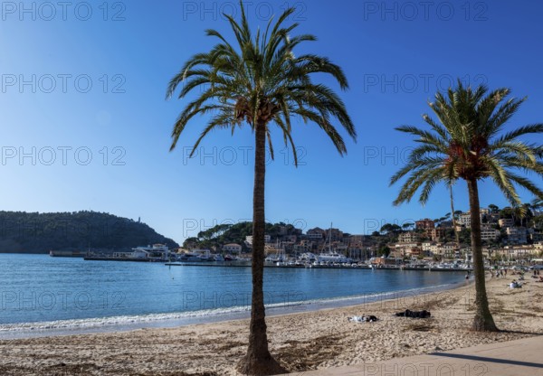 Beach on the promenade of Port de Sóller, north-west coast, Serra de Tramuntana, Majorca, Balearic