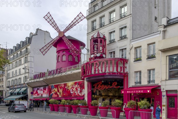 Building Varieté La Machine du Moulin Rouge, Paris, Île-de-France, France, Europe