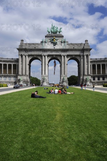 Arc de Triomphe in the Jubilee Park, Parc du Cinquantenaire, Brussels, Belgium, Europe