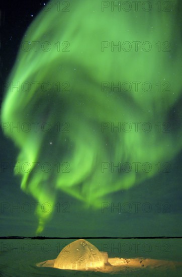 Igloo and Northern Lights, Northwest Territories (Aurora borealis), Canada, North America