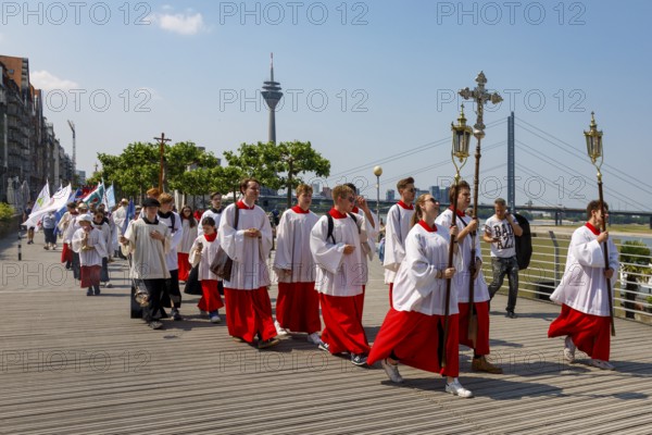 Corpus Christi, procession through the old town, Düsseldorf, North Rhine-Westphalia, Germany,