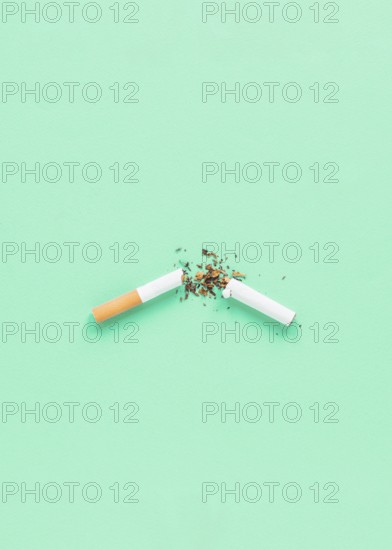 Top view broken cigarrete