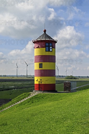 Pilsum lighthouse on the dyke, Pilsum, Krummhörn, East Frisia, Lower Saxony, Germany, Europe