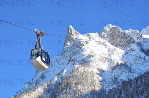 Cable car, Mittenwald cable car, Karwendel cable car, Karwendel mountains, Isar valley, Mittenwald,