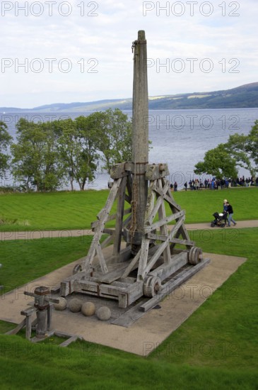 Trebuchet, Urquhart Castle, Loch Ness, Highland, Scotland, Great Britain, Europe, Litter, Blide