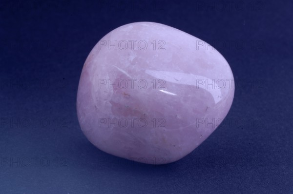 Rose quartz, semi-precious stones, esotericism