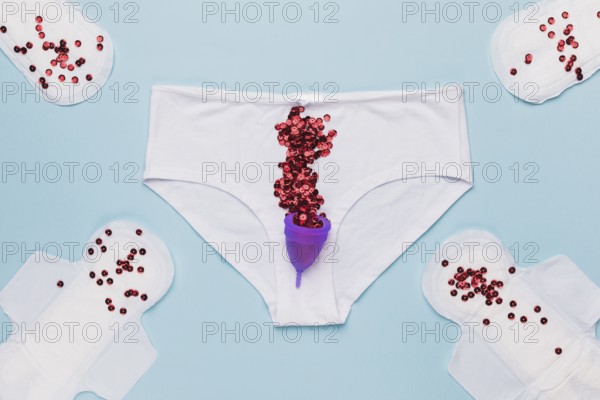 Top view knickers with red sequins menstrual cup