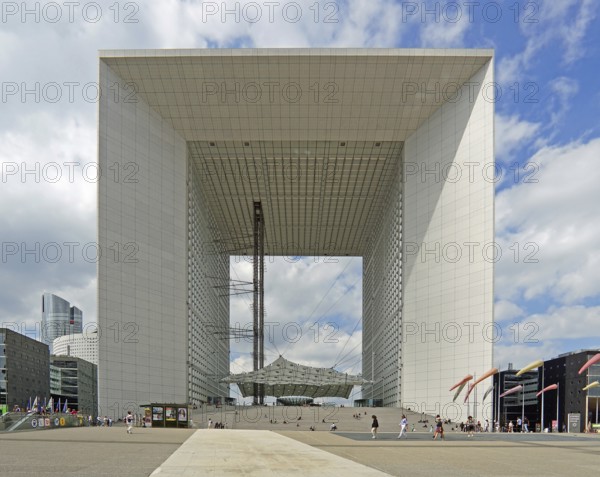 Grande Arche De La Defense, La Defense business district, Paris, France, Europe