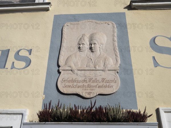 Commemorative plaque on the Mozart House in St. Gilgen am Wolfgangsee, birthplace of Mozart's