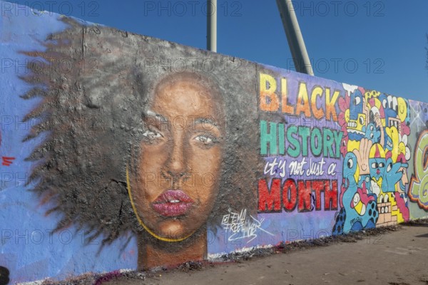 Germany, Berlin, 22. 02. 2021, Mauerpark, Sunday afternoon, graffiti wall, graffiti artist Eme
