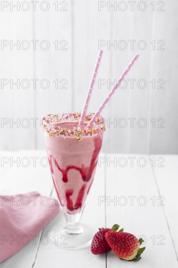 Strawberry milkshake table