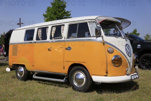 Volkswagen VW Transporter T1 Bulli, minibus, 41st May Beetle Meeting, Hanover, Lower Saxony,