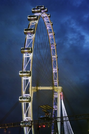 Singapore Flyer Ferris Wheel in Singapore