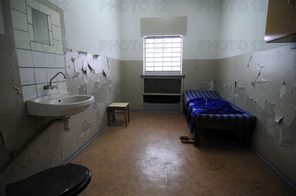 Prison cell, Stasi prison, Hohenschönhausen, Berlin, State Security, Germany, Europe