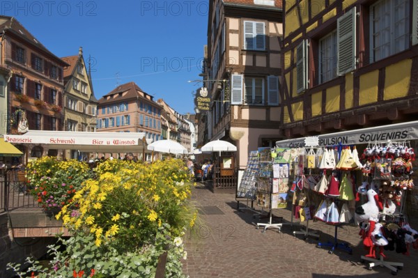 Half-timbered houses and restaurants, canal in the Quartier des Tanneurs, tanners' quarter, old