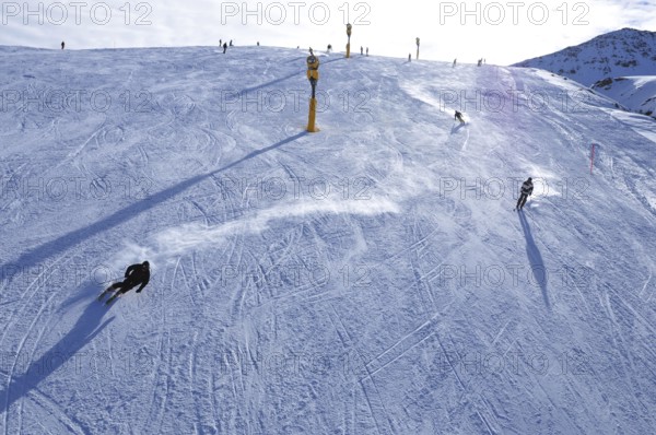 Davos: The annual winter fun has started again. Most ski areas are already open, like here on the